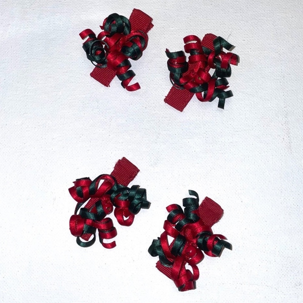 Gymboree Vintage Christmas 4 hair clips Red Green with‎ tiny bells.